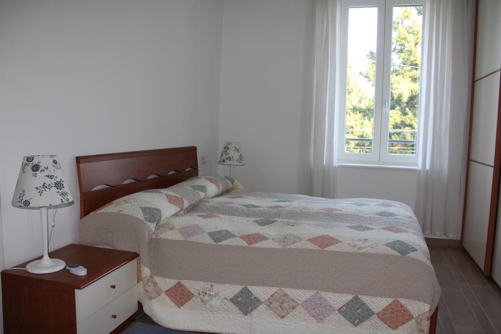 La Ciliegia Bianca Bed and Breakfast Belgirate Camera foto
