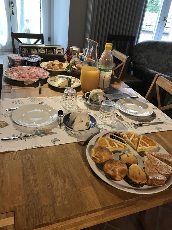 La Ciliegia Bianca Bed and Breakfast Belgirate Esterno foto