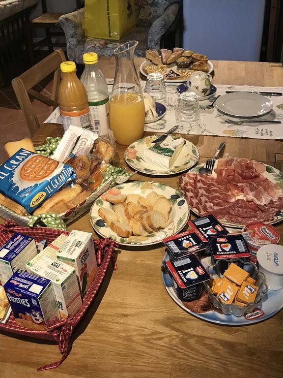 La Ciliegia Bianca Bed and Breakfast Belgirate Esterno foto