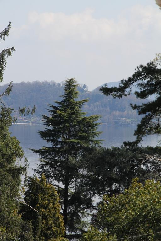 La Ciliegia Bianca Bed and Breakfast Belgirate Esterno foto