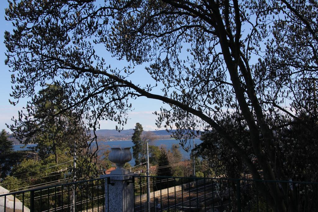 La Ciliegia Bianca Bed and Breakfast Belgirate Esterno foto